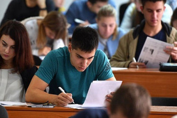 Фотография к новости: Студенттер қандай форматта оқиды