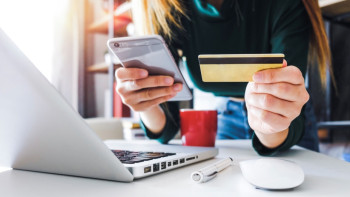 Фотография к новости: Банктер салық бойынша берешегі төленген шоттардағы бұғатты өздері шешеді