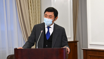 Фотография к новости: Ақшолақов өздігінен орнатылған бактары бар көліктің Қазақстанға кіруіне тыйым салуды ұсынды 