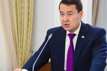 Фотография к новости: Жоспар мен бағдарлама бірінші кезекте халық табысын арттыруға бағытталуы тиіс - Әлихан Смайылов