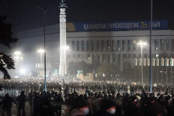 Фотография к новости: Оразбаев: Тәртіпсіздік кезінде қаза тапқан бейбіт тұрғындардың несиесі кешіріледі