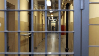 Фотография к новости: Қазіргі уақытта тергеу изоляторларында 675 адам жатыр – Аюбаев