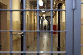 Фотография к новости: Қазіргі уақытта тергеу изоляторларында 675 адам жатыр – Аюбаев