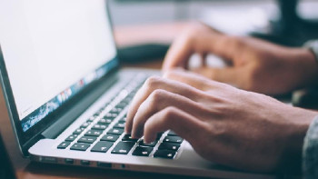 Фотография к новости: Азаматтар тәртіпсіздіктер туралы бейнежазбаларды анонимді түрде жолдай алады