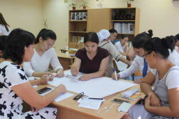 Фотография к новости: Биыл 70 мың мұғалім біліктілікті арттыру курстарынан өтеді