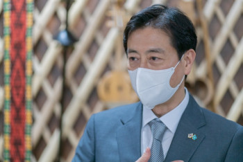 Фотография к новости: Корея елшісі екі ел арасындағы дипломатиялық байланыстың 30 жылдығымен құттықтады