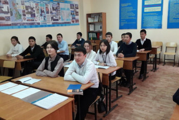 Фотография к новости: Ата-аналар жиналысы мен сынып сағатының форматы өзгертіледі - министр