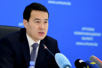 Фотография к новости: Смайылов: Бизнес әлеуметтік жауапкершілікті қатаң қадағалауы тиіс