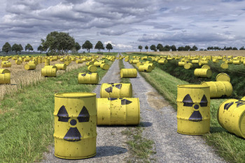 Фотография к новости: Мәжіліс қауіпті қалдықтарды трансшекаралық өткізу туралы келісімді ратификациялады