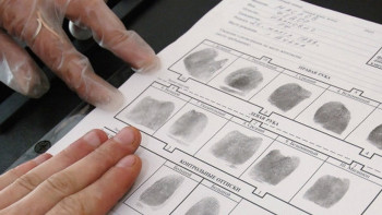 Фотография к новости: Қаңтар оқиғасы. Жаппай тәртіпсіздікке қатысқандардың саусақ іздері қалай тексеріледі?