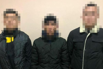 Фотография к новости: Алматыда қару-жарақ дүкенін тонаған 3 адам ұсталды