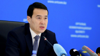 Фотография к новости: Смайылов Қаржы министріне тапсырма берді