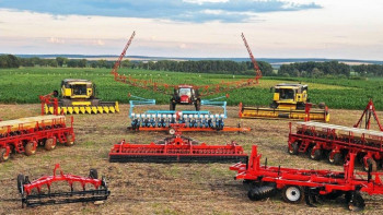 Фотография к новости: Автомобильдер мен ауыл шаруашылығы техникасын өнеркәсіптік жинау туралы келісімдер қайта қаралады