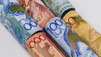 Фотография к новости: Мұнай-газ саласындағы жалақы елдегі орташа көрсеткіштен екі есе көп – депутат