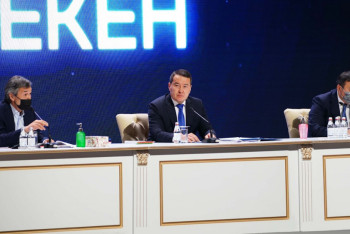 Фотография к новости: Әлихан Смайылов: Үкімет бизнестің проблемаларынан хабардар