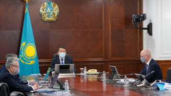 Фотография к новости: Смайылов ТЖМ мен жергілікті билік жауапкершілікті бір-біріне сілтеп отырғанын айтты