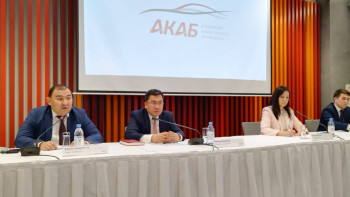 Фотография к новости: Утильалым бағасы түскен соң импорт көлік бағалары қанша пайызға түсетіні айтылды