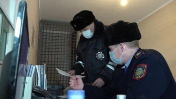 Фотография к новости: Ел алғысын алған полицейлер