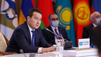Фотография к новости: Әлихан Смайылов ЕАЭО мемлекеттерін экономикалық өзара белсенділікті арттыруға шақырды