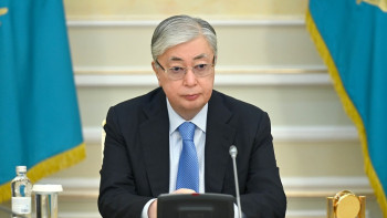 Фотография к новости: Президент: Партияның сіңірген еңбегін ұмытпаған жөн