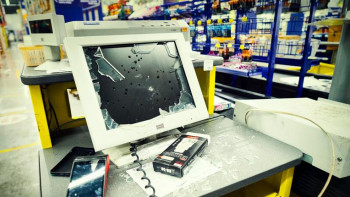 Фотография к новости: Қаңтар оқиғасы. Тәртіпсіздіктерде ұрлық жасағандар ұсталып жатыр