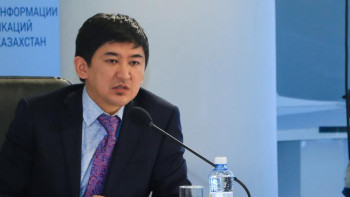 Фотография к новости: Әлемді мойындату үшін ұлттық құндылықтарымыздан ажырамауымыз қажет – Ерлан Рысқали