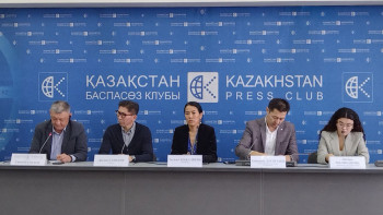 Фотография к новости: Қазақстан халқы Украинаға 100 млн теңгенің көмегін жинады