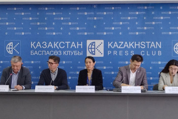 Фотография к новости: Қазақстан халқы Украинаға 100 млн теңгенің көмегін жинады