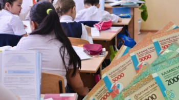 Фотография к новости: Өңірлерге тартылған мұғалімдерге жоғары жалақы төленеді