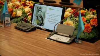 Фотография к новости: Елордада Роза Бағлановаға арналған көрме өтіп жатыр