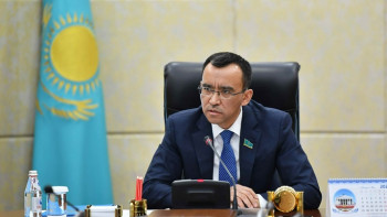 Фотография к новости: Мәулен Әшімбаев Президенттің бастамаларын іске асыру жолында әріптестерін белсенділік танытуға шақырды