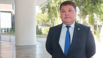 Фотография к новости: Мәслихат пен әкімдік таразының екі басы сияқты болуы керек — Бахадыр Нарымбетов