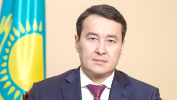 Фотография к новости: Смайылов Дағдарысқа қарсы жоспарды 25 наурызға дейін  енгізуді тапсырды