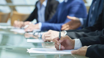 Фотография к новости: Майгельдинов : Елімізде көппартиялық жүйе мен пікірлер плюрализмін дамыту үшін заңнамалық деңгейде нақты алғышарттар жасалуда