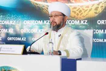Фотография к новости: Бас мүфти Рамазан айының басталатын күнін неліктен көрші елдермен кеңесіп белгілейтінін түсіндірді