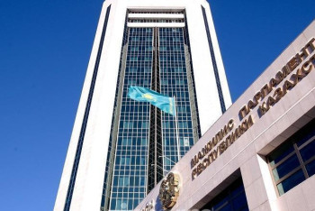 Фотография к новости: Депутаттар биологиялық қауіпсіздік туралы заң жобасын мақұлдады