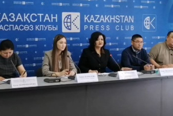 Фотография к новости: Қаңтар оқиғасы бойынша азаматтар әлі де арыз-шағыммен келіп жатыр  – «Ақиқат» комиссиясы