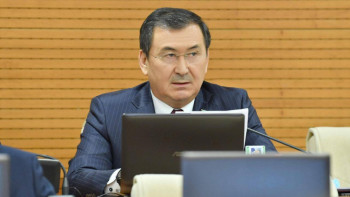 Фотография к новости: Кадр тапшылығына тап болуымыз мүмкін – депутат энергетиктердің жалақысын көтеруді ұсынды