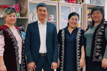 Британияда оқып, ауыл мектебінде білім беретін мұғалім