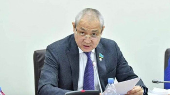 Фотография к новости: Біраз нәрсе айттыңыз, ішінде ештеңе жоқ. Жаңбыршин Сұлтановтың жауабын  сынады