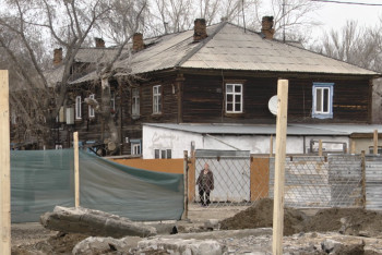 Фотография к новости: Павлодарлық «Бомбей» апатты үй тұрғындарының азабы