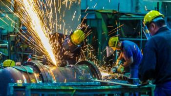 Фотография к новости: Елімізде өңдеу өнеркәсібінде серпінді өсу үрдісі байқалуда