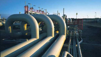 Фотография к новости: Энергетика министрі мұнай құбырындағы апатқа қатысты пікір білдірді