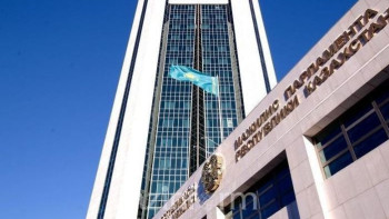 Фотография к новости: Сенаторлар «кибербуллинг туралы» заң жобасын Мәжіліске қайтарды