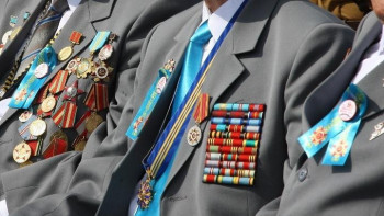 Фотография к новости: Жеңіс күні қарсаңында Алматыдағы Соғыс ардагерлеріне 1 млн теңгеден беріледі