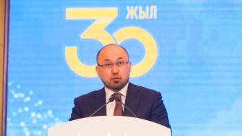 Фотография к новости: 30 жыл ішінде қоғамда Мемлекеттік рәміздерді құрметтеу мәдениеті қалыптасты – Абаев