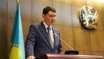 Фотография к новости: Қаржы министрі: Әлеуметтік блоктың шығысы 581 млрд теңгеге ұлғайтылды