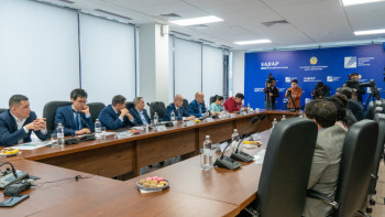 Фотография к новости: Елордада «Ұлттық құрылтай – қоғамдық диалогтың жаңа моделі» отырысы өтті