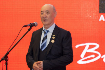 Шығыс әйелдерінің портреттерін ерекше ұнатамын – Бақытнұр Бүрдесбеков