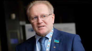 Фотография к новости: «Ауыл – ел бесігі»: Депутат қаражатты желге шашпау керегін айтты